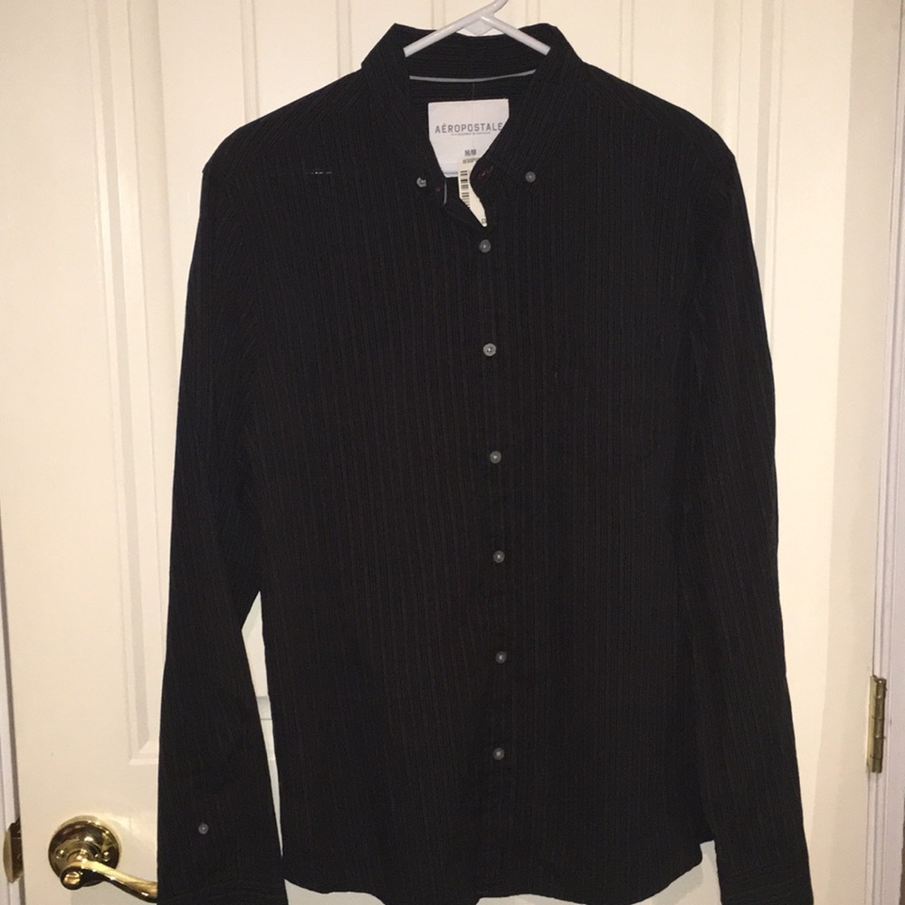 NWT Medium Black Aéropostale Button-up Lined Shirt